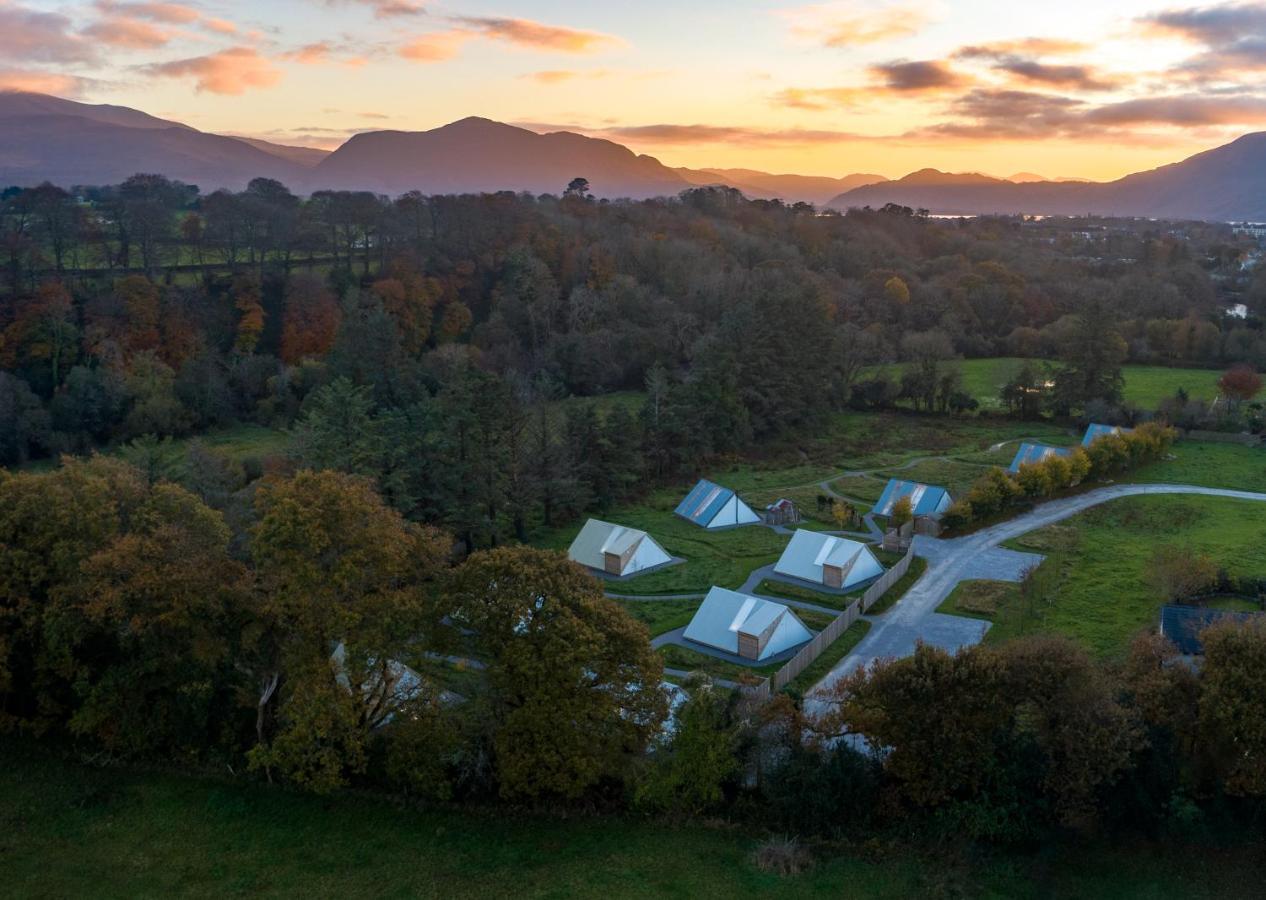 Killarney Glamping At The Grove, Suites And Lodges المظهر الخارجي الصورة