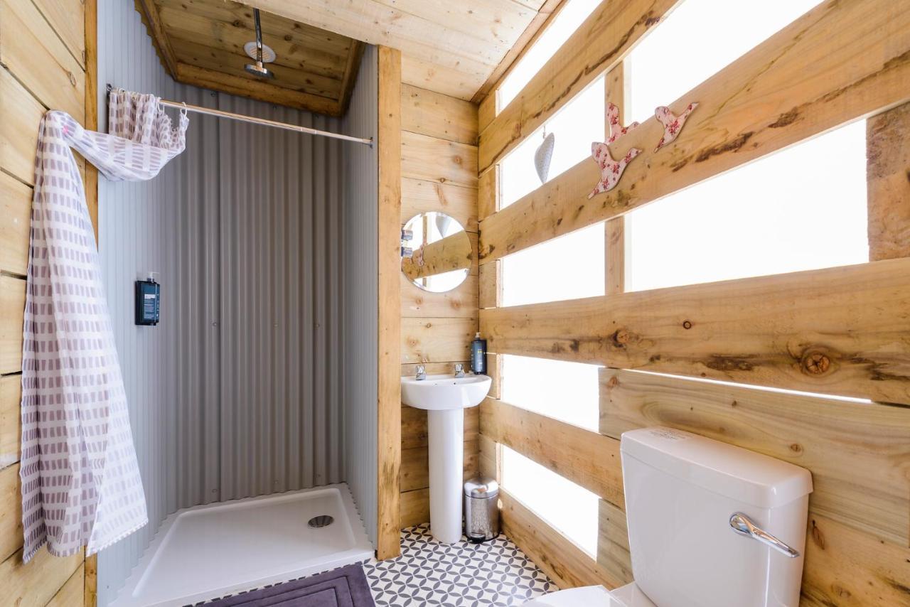 Killarney Glamping At The Grove, Suites And Lodges المظهر الخارجي الصورة