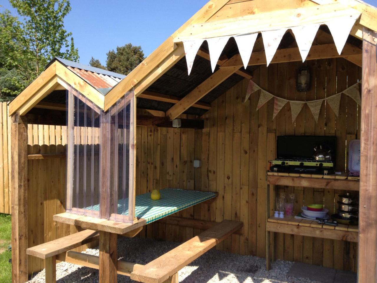 Killarney Glamping At The Grove, Suites And Lodges المظهر الخارجي الصورة