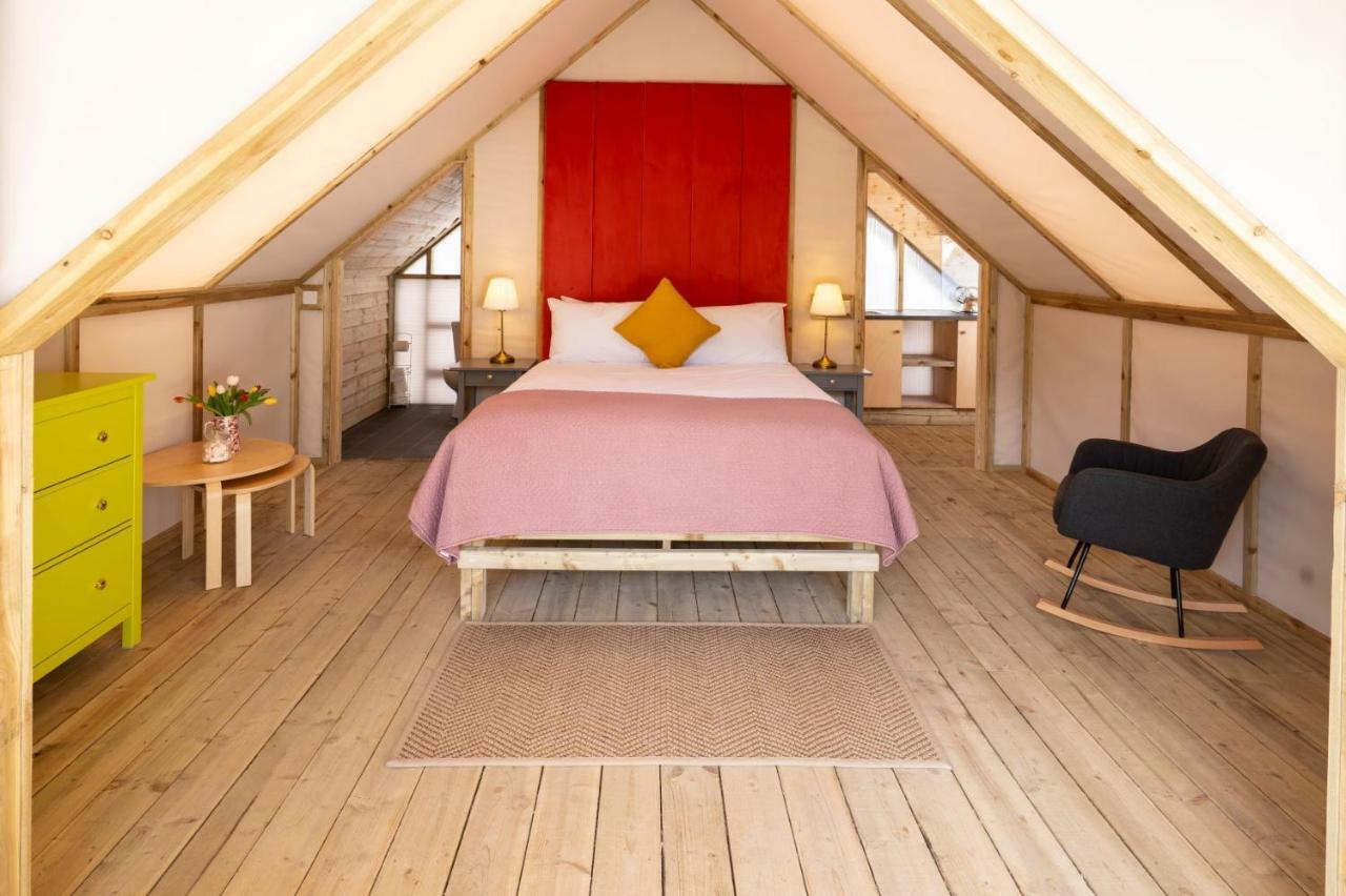 Killarney Glamping At The Grove, Suites And Lodges المظهر الخارجي الصورة